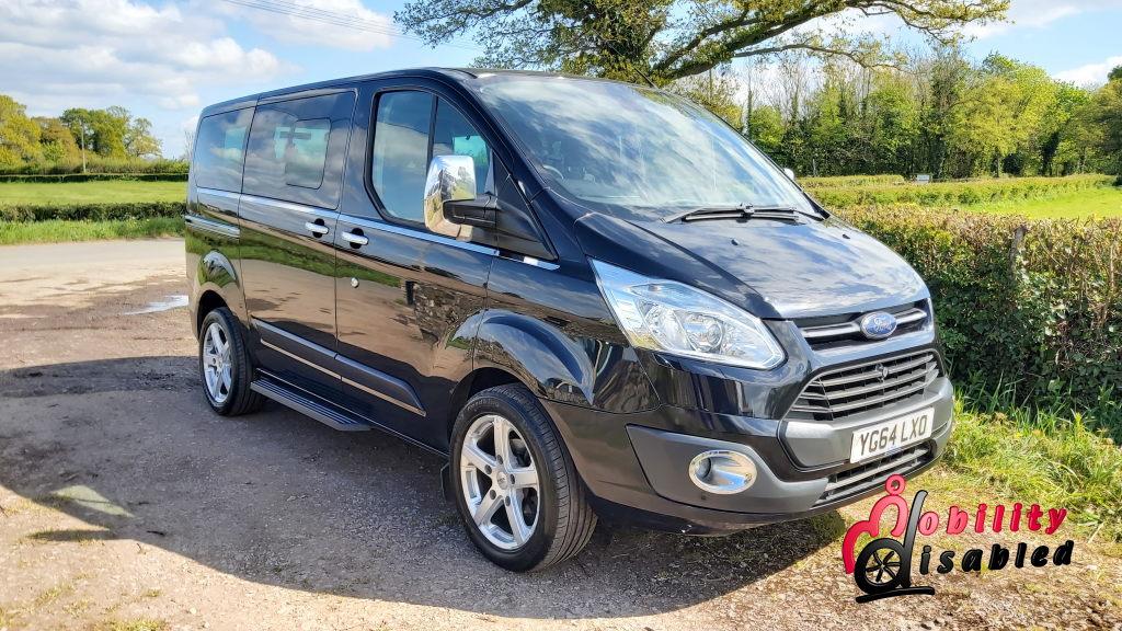Ford Transit Custom 2.2 300 TDCi Trend Minibus Double Cab 5dr Diesel Manual L1 Euro 5 (s/s) (100 ps)