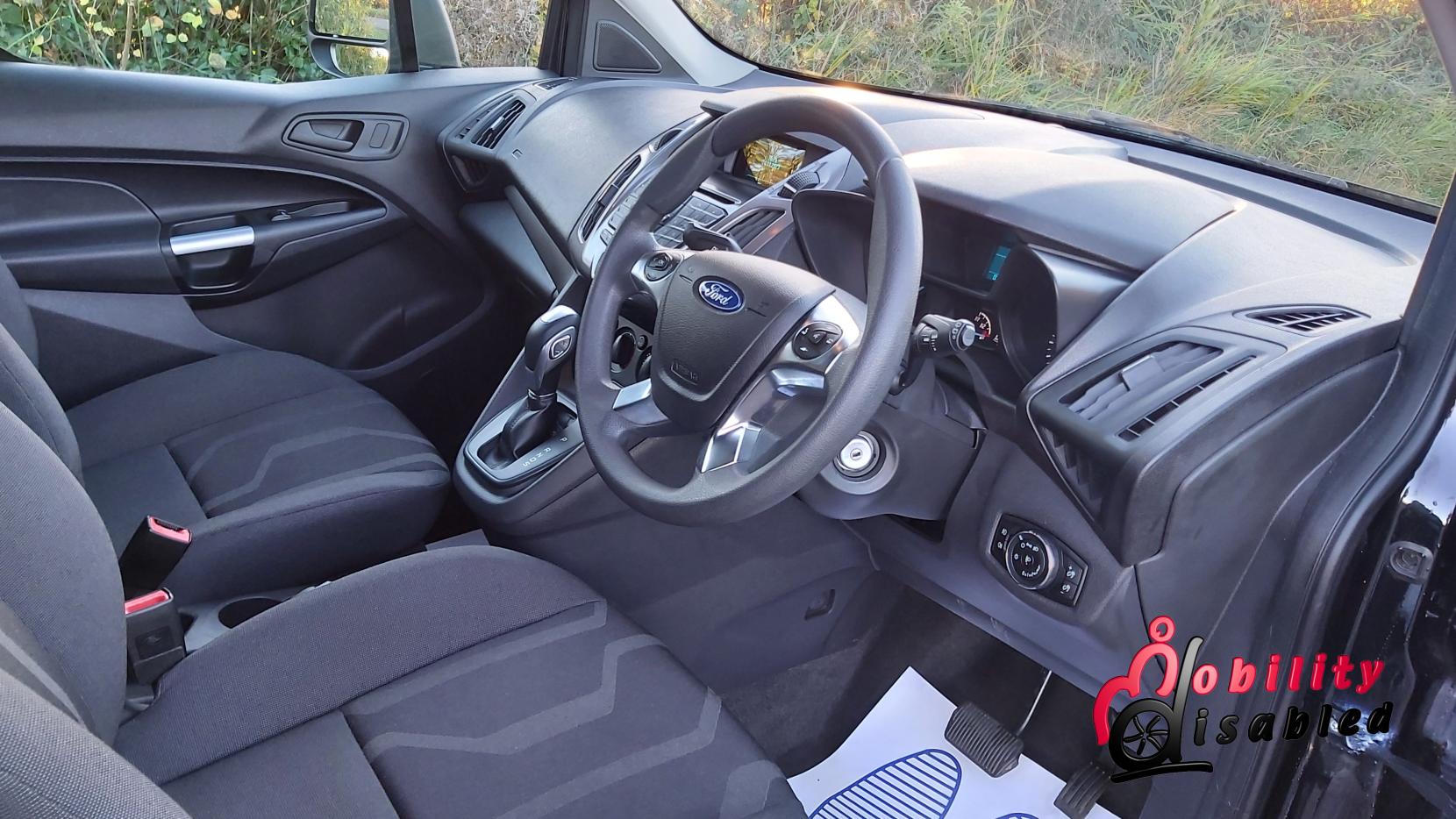 Ford Tourneo Connect 1.5 TDCi Zetec MPV 5dr Diesel Powershift Euro 6 (s/s) (120 ps)