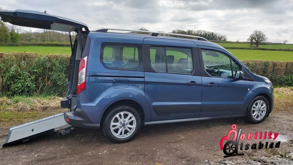 Ford Tourneo Connect Grand 1.5 EcoBlue Zetec MPV Wheelchair Accessible Vehicle