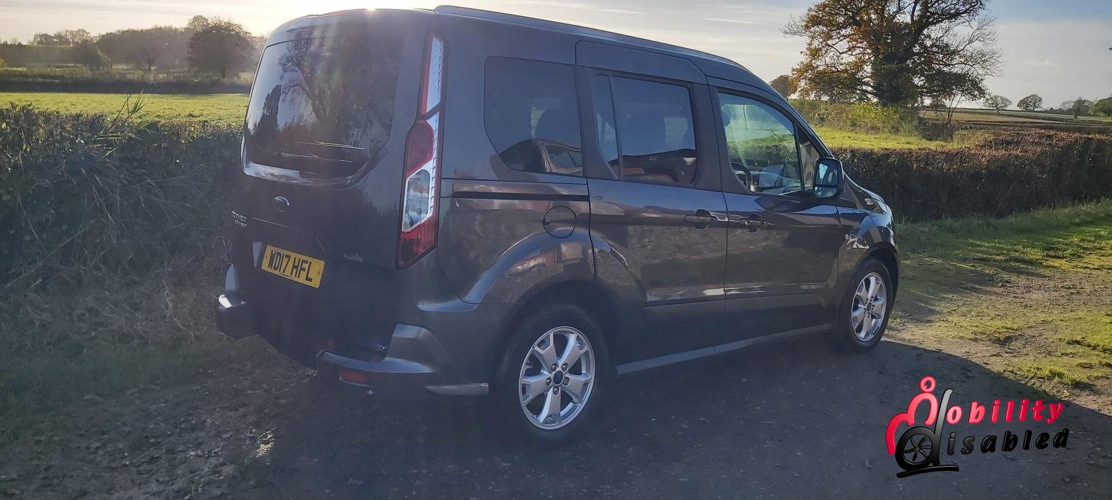 Ford Tourneo Connect 1.5 TDCi Titanium MPV 5dr Diesel Manual Euro 6 (100 ps)